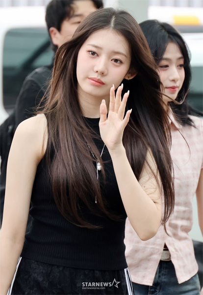 베이비몬스터 로라 ‘청순미녀’