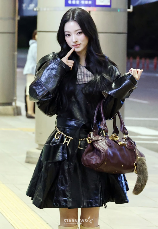 미야오 안나 ‘예쁨이 활짝’