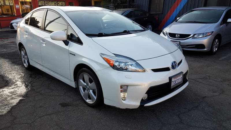 2014 Toyota PRIUS 5  $17,500   무사고/한주인/LED헤드라이트/가죽시트/네비게이션