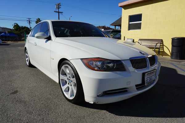 2008 / BMW 335i / White / 86k miles