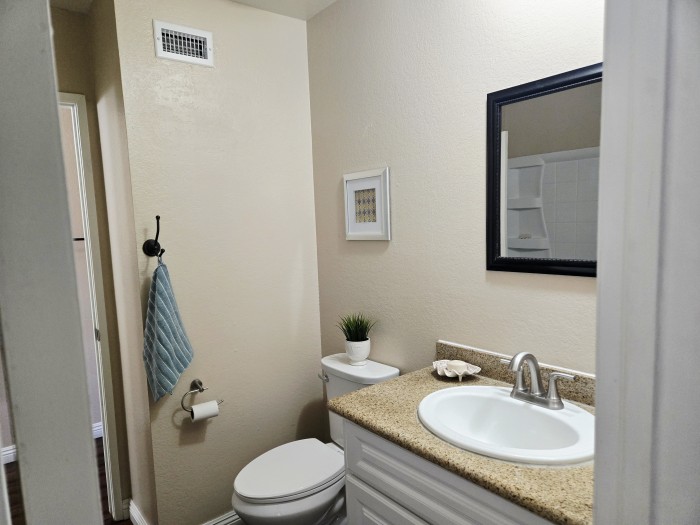 (독점) 플러튼과 붙은 라하브라 방3개콘도, Brand-new AC (독점) 플러튼과 붙은 라하브라 방3개콘도, Brand-new AC