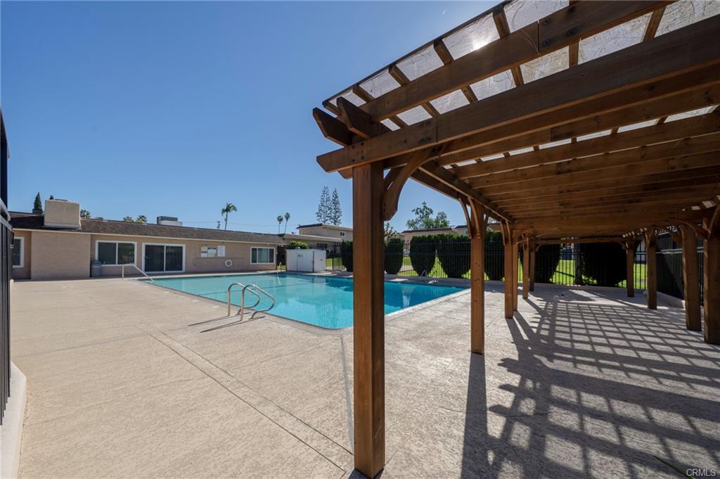 (독점) 플러튼과 붙은 라하브라 방3개콘도, Brand-new AC (독점) 플러튼과 붙은 라하브라 방3개콘도, Brand-new AC