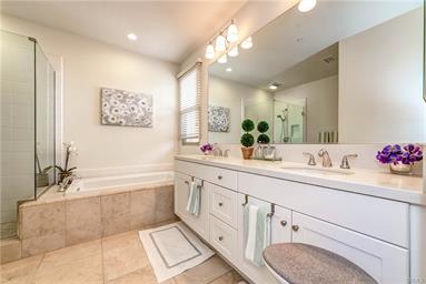 얼바인 스톤게이트 이층 콘도 방3 화3 ( 82만 5천불 ) 얼바인 스톤게이트 이층 콘도 방3 화3 ( 82만 5천불 )