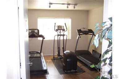 리버사이드콘도 $24만5천 리버사이드콘도 $24만5천