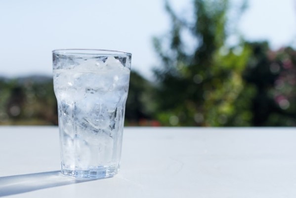 찬물 대신 따뜻한 물 한잔의 놀라운 효능